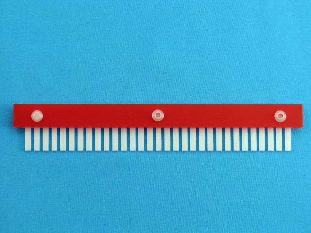 enlarge picture 2: Comb 30 pockets 1.0 mm Multi-channel pipette (#114.13) ...