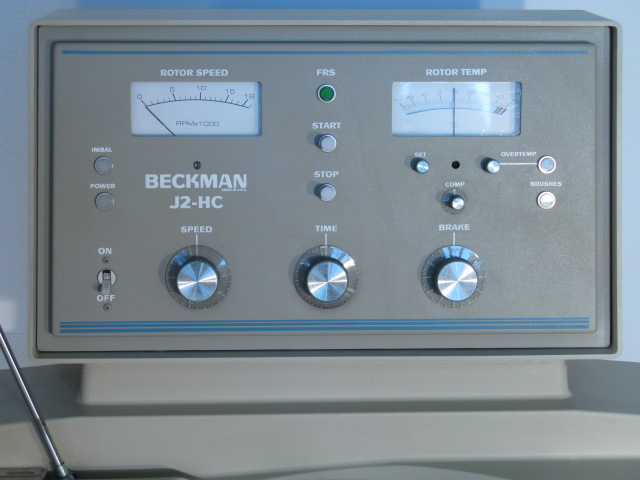 Bild 3: High-Speed Kühlzentrifuge Beckman J2-HC (#3027) vergrößern ...